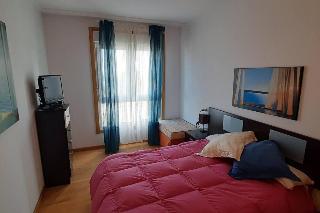Ferienwohnung Apartamento 1ª Linea Con Vistas A La Playa San Cibrao Exterior foto